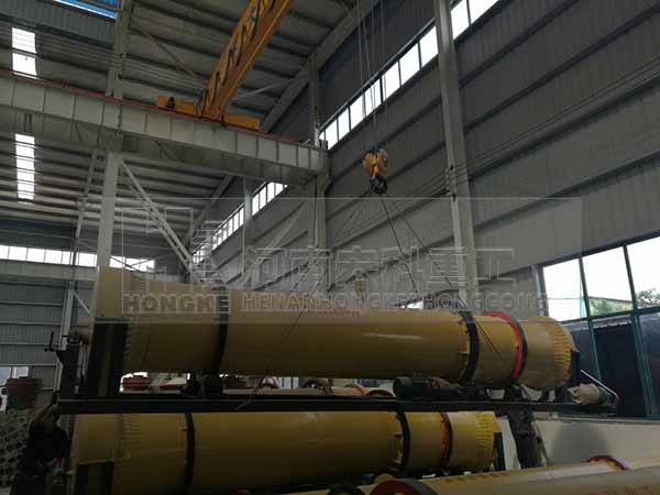  駐馬店西平縣1米&times;6米的豬糞烘干機發貨現場