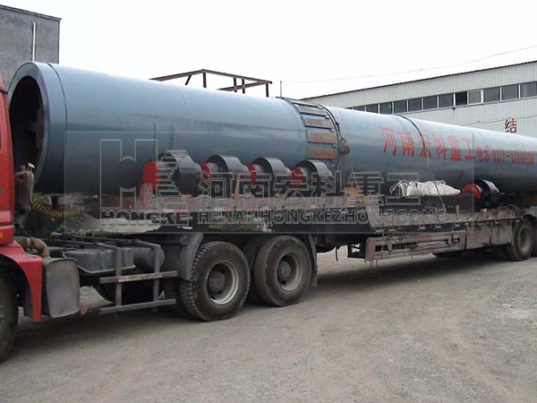 發往鄂爾多斯頁巖陶?；剞D窯發貨現場